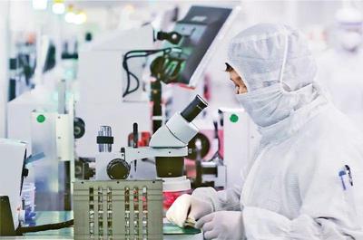 深化粵港澳合作 推進大灣區(qū)建設