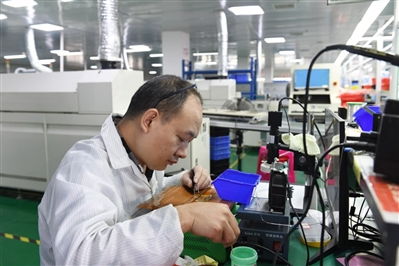 咸寧日報 科技創新推進新品研發